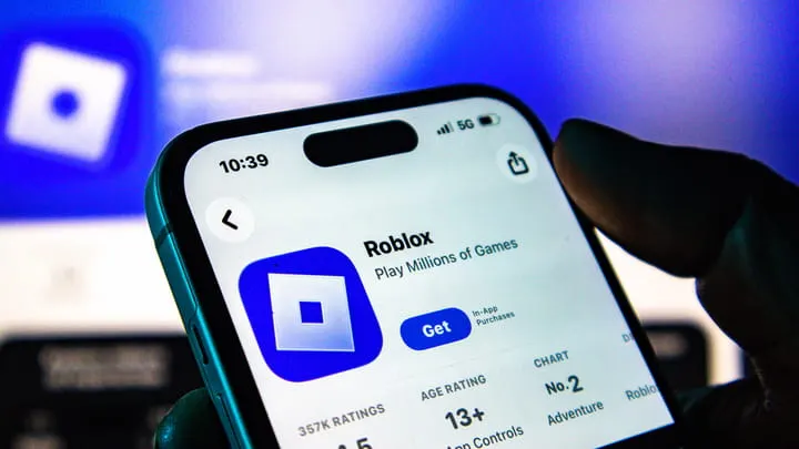Roblox: ИИ-агент скачал 145,5 ГБ контента, включая взрослый, но в обучение он не пошёл