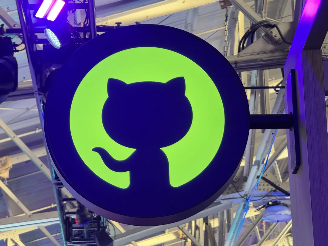 GitHub: 7,4 млрд коммитов в месяц и 4 млн новых CPU-ядер