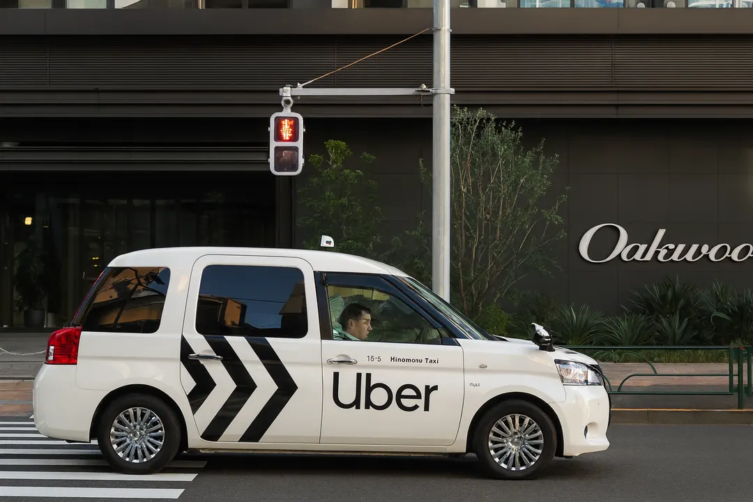 Uber подала заявку на лицензию такси в Гонконге по новому закону