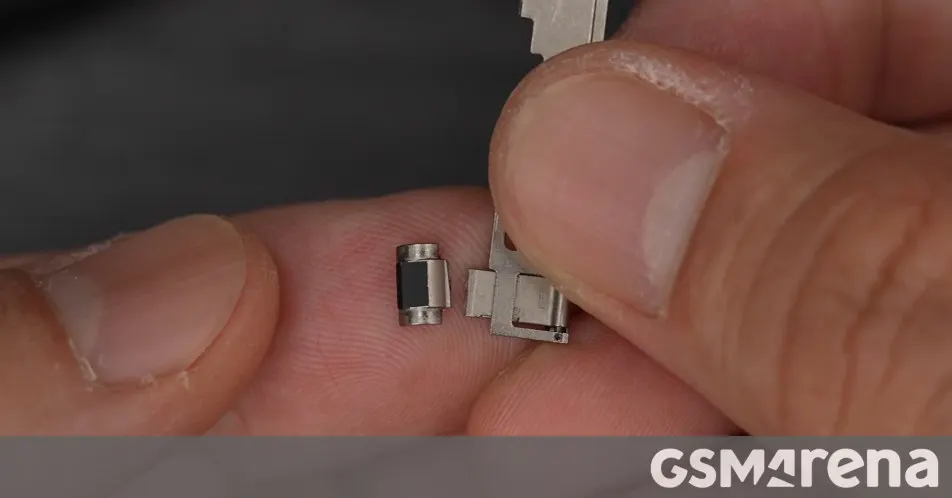 Apple снизила стандарты контроля iPhone Duo ради поставок к праздникам