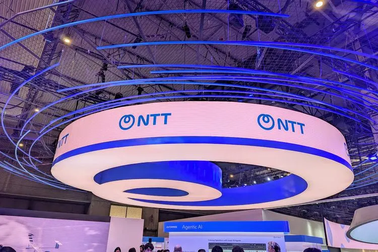 NTT открыла ИИ-фабрики в Париже и Сингапуре