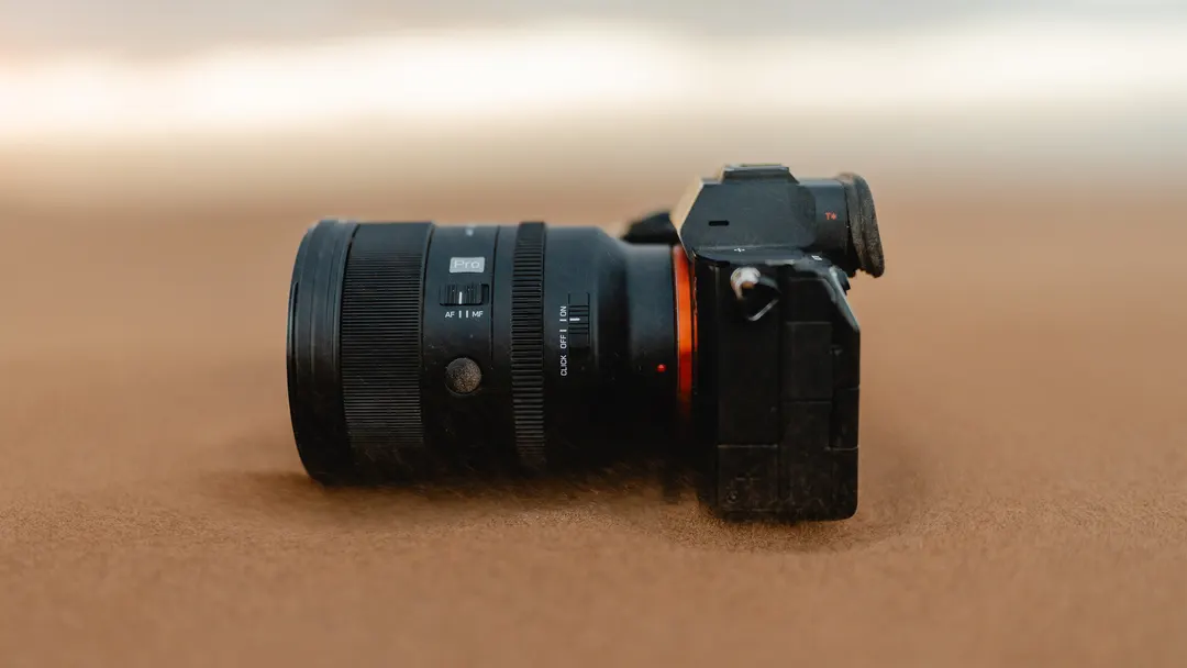 Viltrox выпустила объектив AF 35mm F1.4 Pro за $829