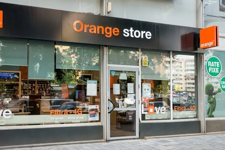 Orange требует с Nokia компенсацию за сбой сети во Франции