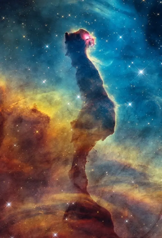 Hubble и JWST сняли туманность «Кошачья голова» в Киле