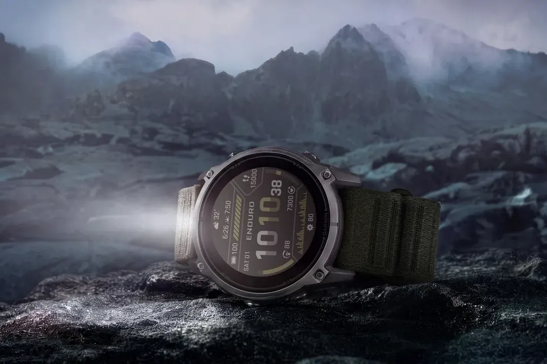 Garmin Enduro 4: до 320 часов GPS-работы с солнечной зарядкой