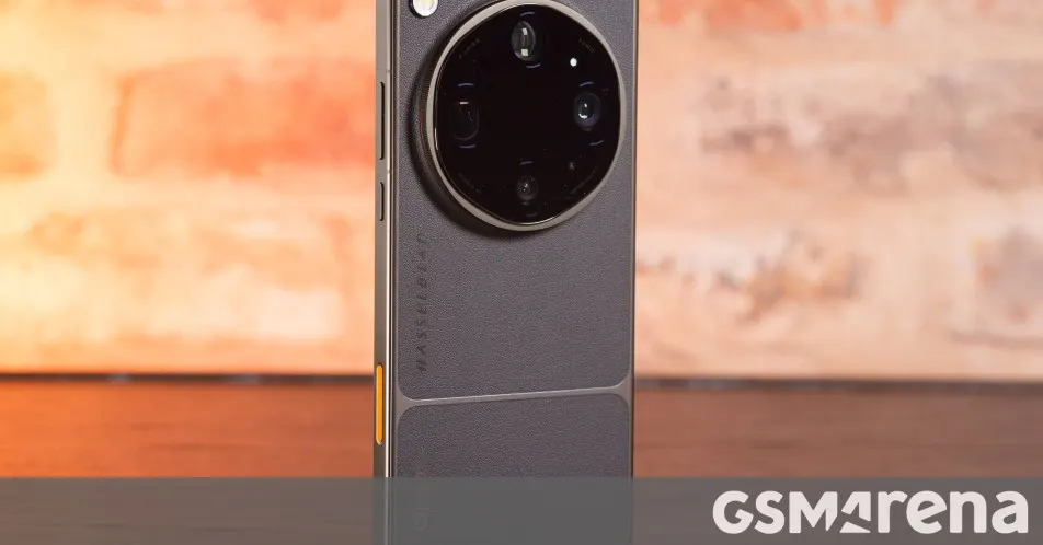 Oppo Find X10 Ultra может сменить чипсет на Dimensity 9600 Pro